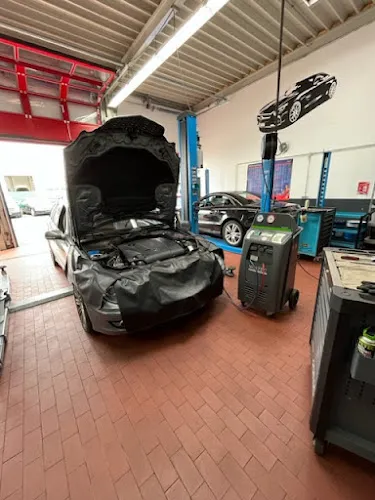 3 - Autolackierung Geisen