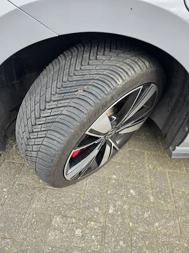 5 - automobiltechnik Husemann und Moser GmbH & Co. KG