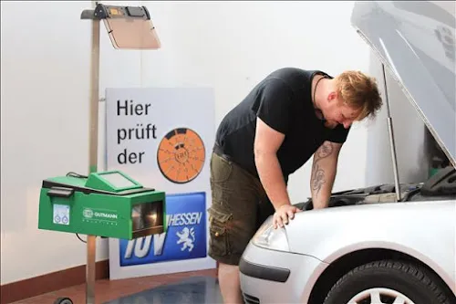 1 - Automobiltechnik Lyssov