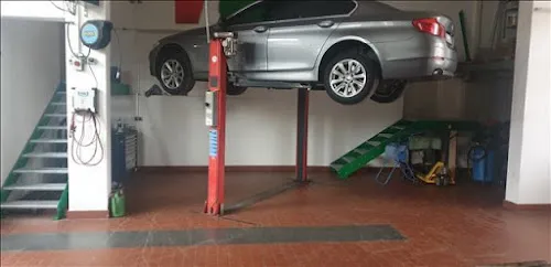 2 - Automobiltechnik Lyssov