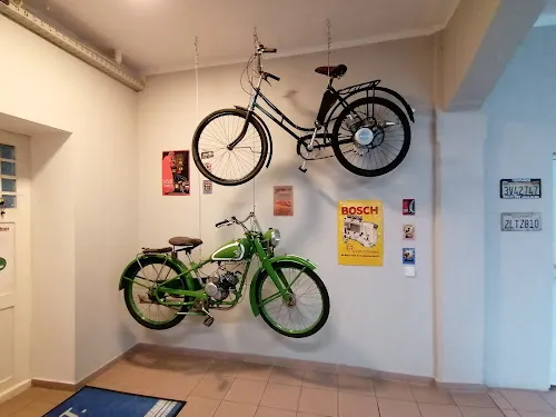 5 - Autoservice am Rosenplatz (ehem. Hinkel)