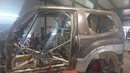 6 - Autoservice Dirk Latinski