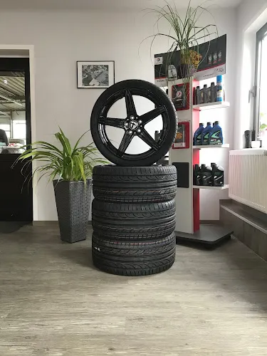 4 - AUTOTECHNIK Andreas Kratzat Werkstatt & Lackierung