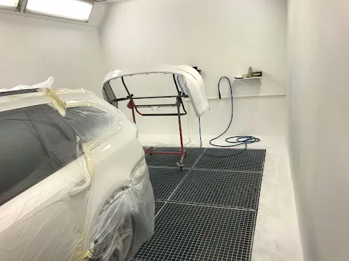 6 - AUTOTECHNIK Andreas Kratzat Werkstatt & Lackierung