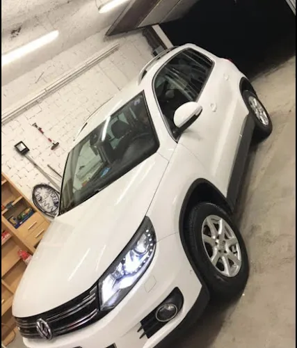 3 - Autovollaufbereitung Innen & Außen + Reifenservice + Reinigungsservice Faruk Sahiti