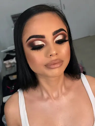 6 - Avanah Beauty and Makeup