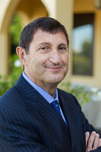 4 - Avaness Dental Group