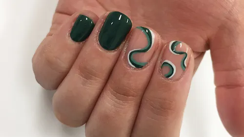 3 - Avish Nail & Beauty Salon