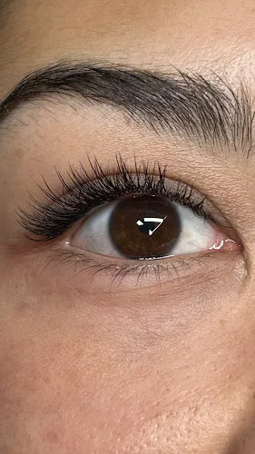 1 - Avy Nails Boutique