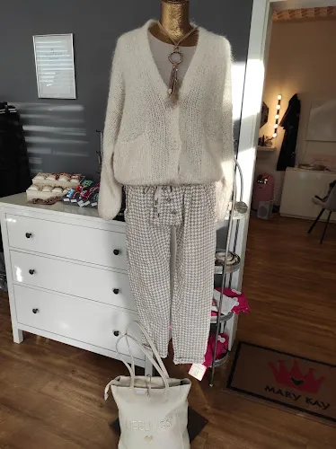 3 - Azra’m Friseurhandwerk & Kosmetikstudio