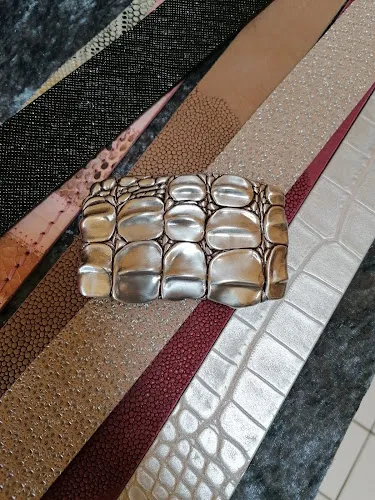 6 - Azra’m Friseurhandwerk & Kosmetikstudio