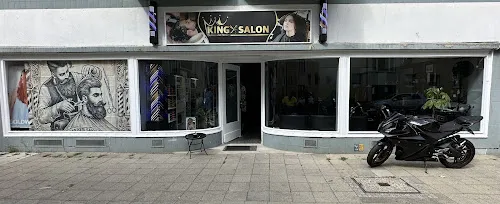 4 - Baba Friseur