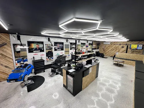 4 - Back N Sides Mount Gambier