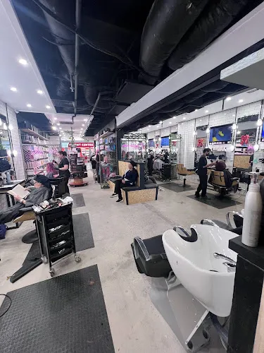 4 - Back N Sides The Colour Room