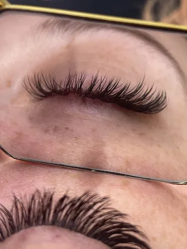 6 - Baileyoung hairdressers