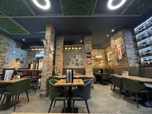 8 - BAM BAM KebUp Ffm Alt-Sachs - Döner Pizza Lahmacun Pide