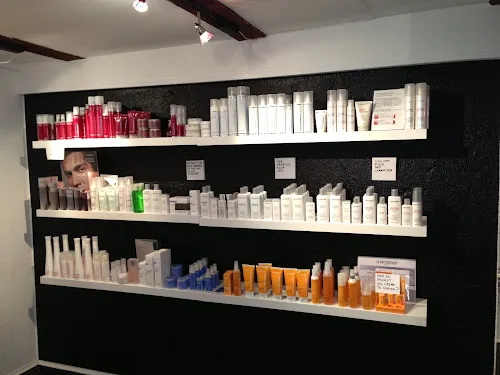 3 - Barber and Beauty