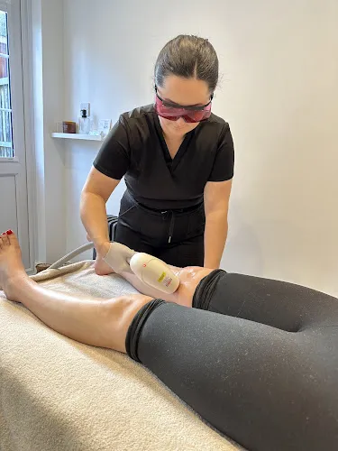 3 - Barber Lounge Tadley