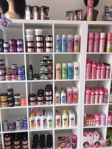 8 - Barbershop & Beauty Salon