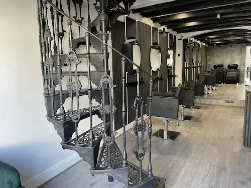 5 - Bay Hair Studio