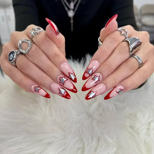 5 - BB Nails - beauty