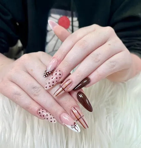 2 - BB Nails - beauty