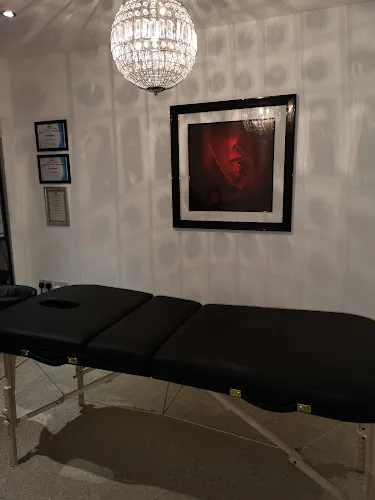 4 - BB Nails - beauty