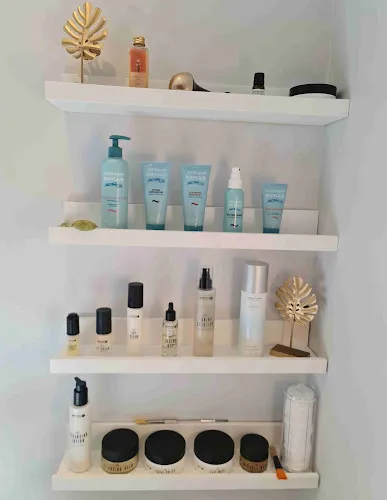 3 - Beauty at The Fallings