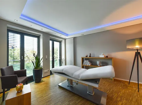 2 - Beauty Bar - Selfcare & Style