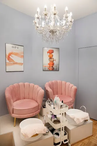 5 - Beauty Cartel By Haneva