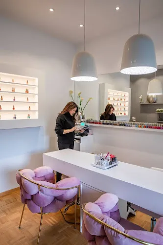 3 - Beauty Cartel By Haneva