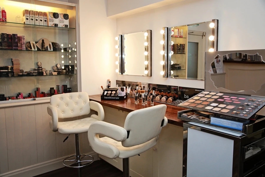 1 - Beauty Edit Tess Luczak