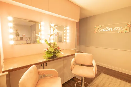 3 - Beauty Edit Tess Luczak