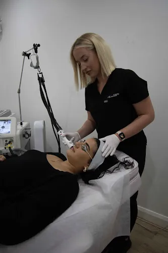 4 - Beauty Genesis - Doreen