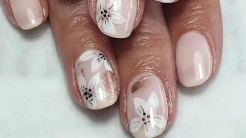 2 - Beauty Incorporated