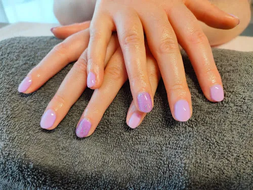 5 - Beauty Salon On Maidens