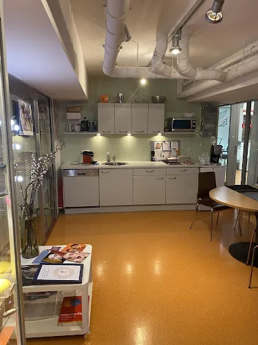 7 - Beauty Studio COCOSTERN