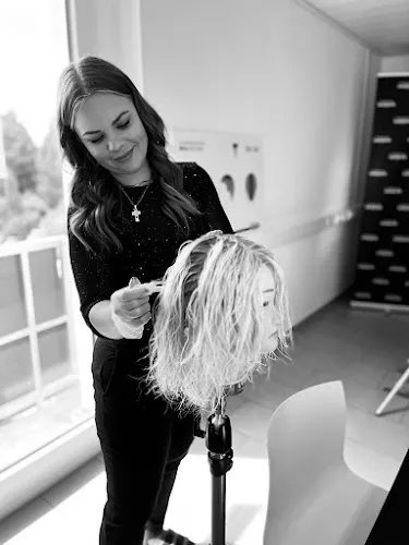 8 - Beauty Team Schneider