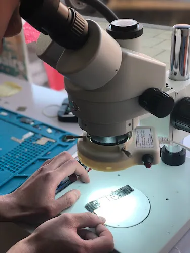 4 - BeautyCase Phone Repairs Devonport