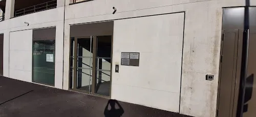 1 - Bernard Delphine