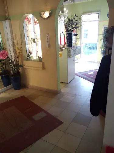 2 - Bernd Schwenk FriseurMstr.