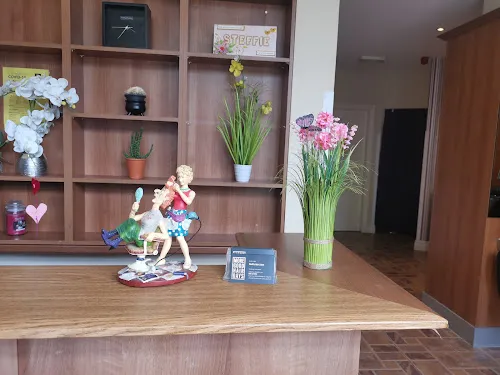 4 - Bernies Hair Salon