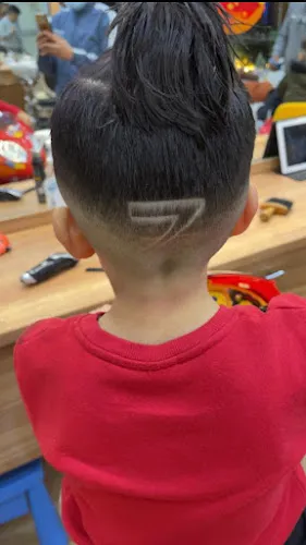 7 - Best Cut Friseur