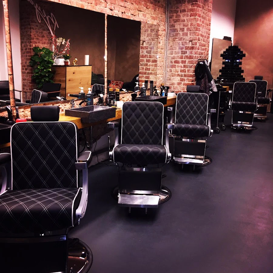 1 - Beyaz Herrenfriseur