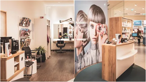 3 - be.YOU.tiful Nails by Janine