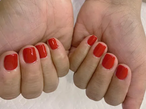 4 - BeYOUtology Beauty Bar