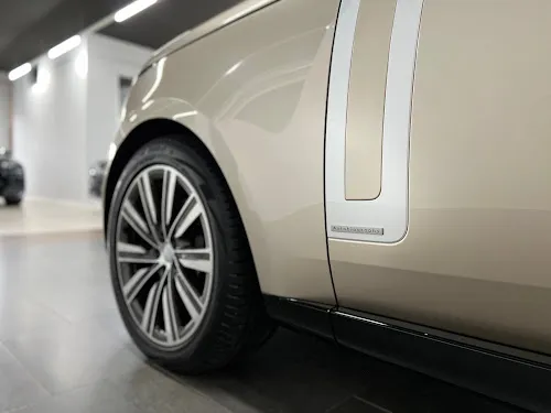 6 - Black-Line Car Wrapping