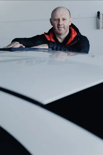 7 - Black Phoenix Garage