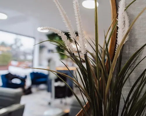 7 - Blended Hair & Fashion