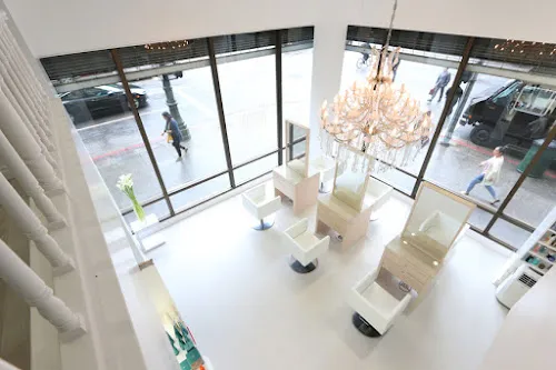 2 - Bling Lash Beauty